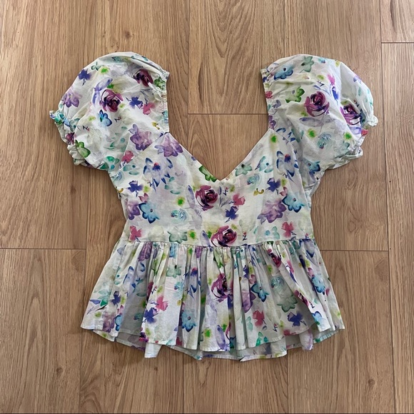 Urban Outfitters Tops - Urban Outfitters Floral peplum Vesna watercolor puff sleeve top
